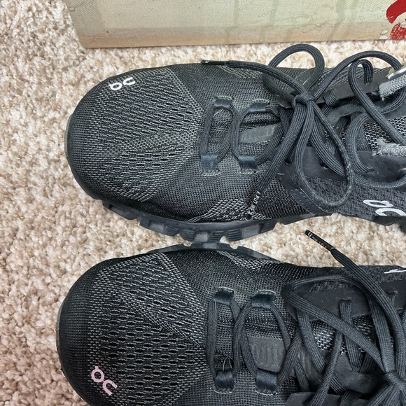 On Running Women's Cloud 2 Athletic Shoes - Black - Picture 3 of 8